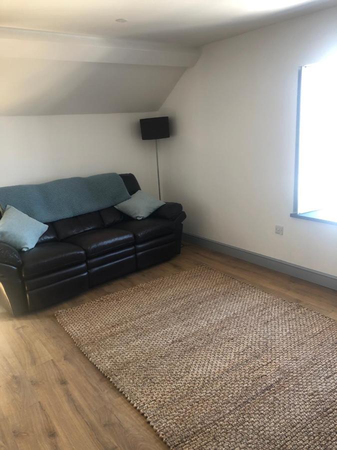 The Nest @ Ji-Binc, A Large Spacious Apartment. Denbigh Zewnętrze zdjęcie